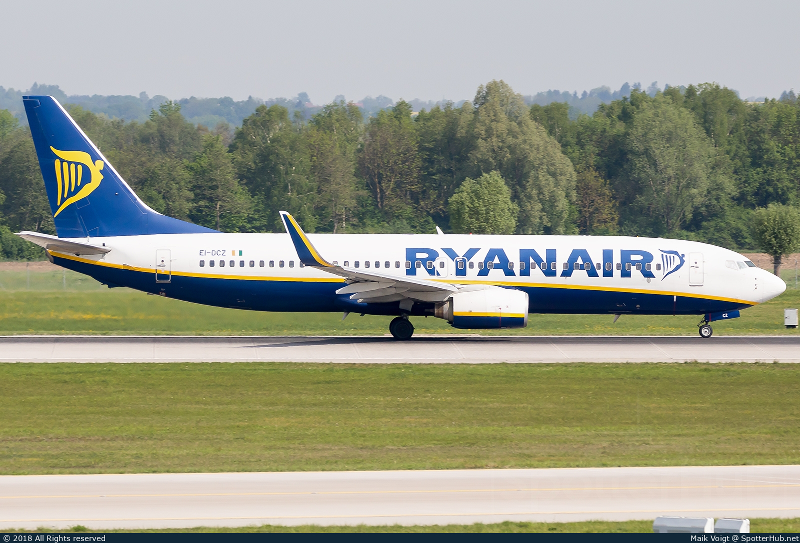 Photo of EI-DCZ - Boeing 737-8AS operated by Ryanair