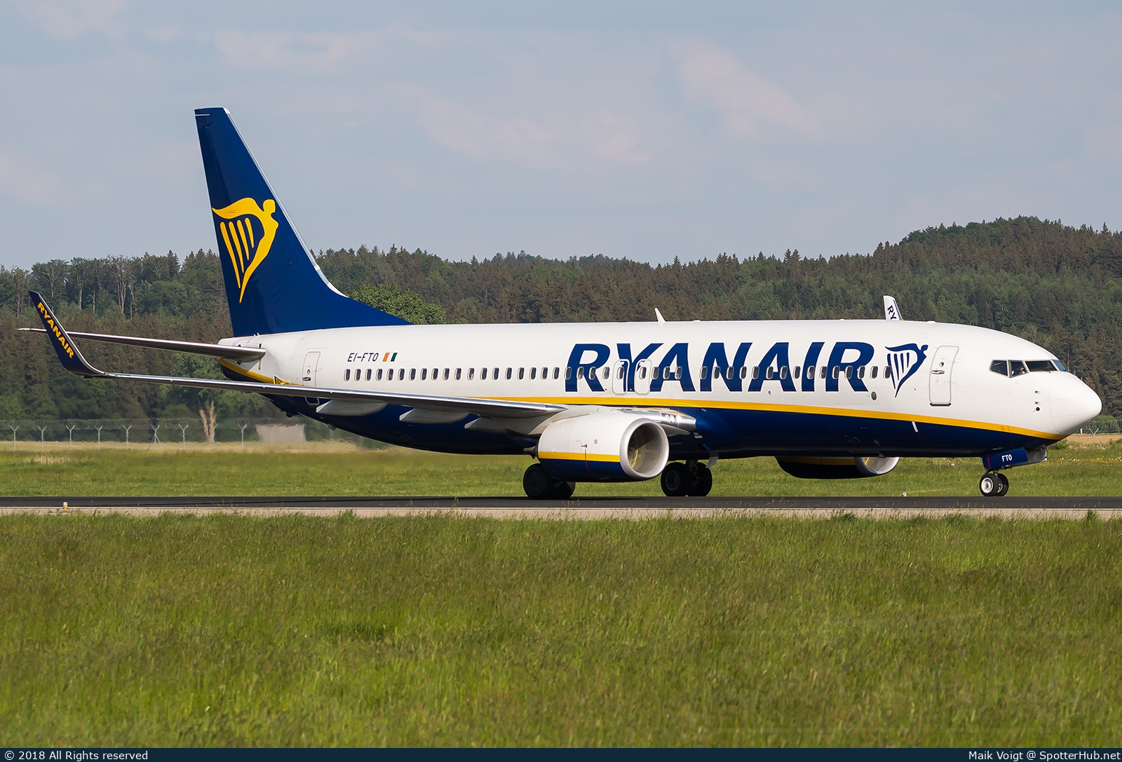 Photo of EI-FTO - Boeing 737-8AS operated by Ryanair