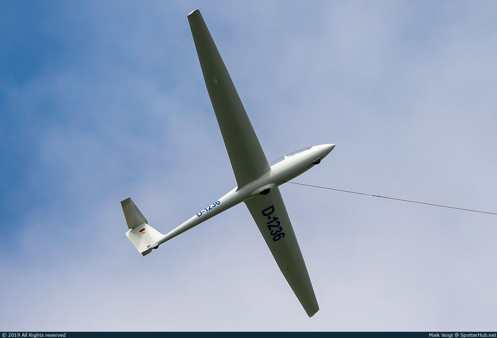 Photo of D-1236 - Schleicher ASK 21 operated by Luftsportgemeinschaft Bayreuth