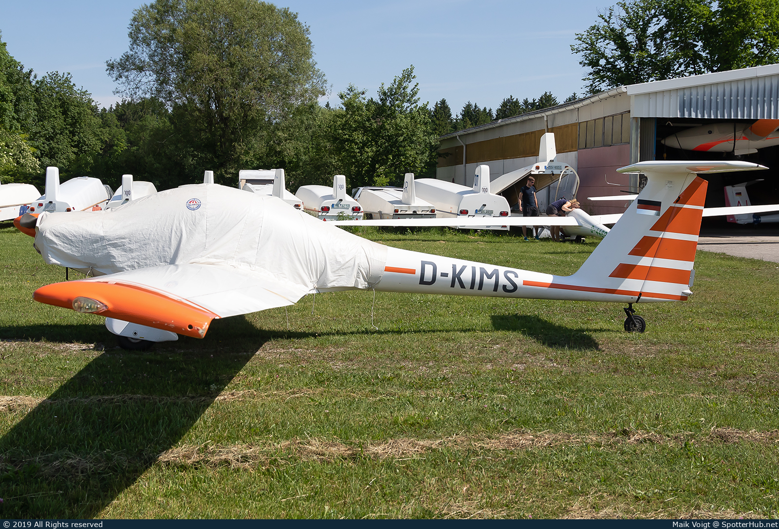 Photo of D-KIMS - Hoffmann H36 Dimona operated by Private
