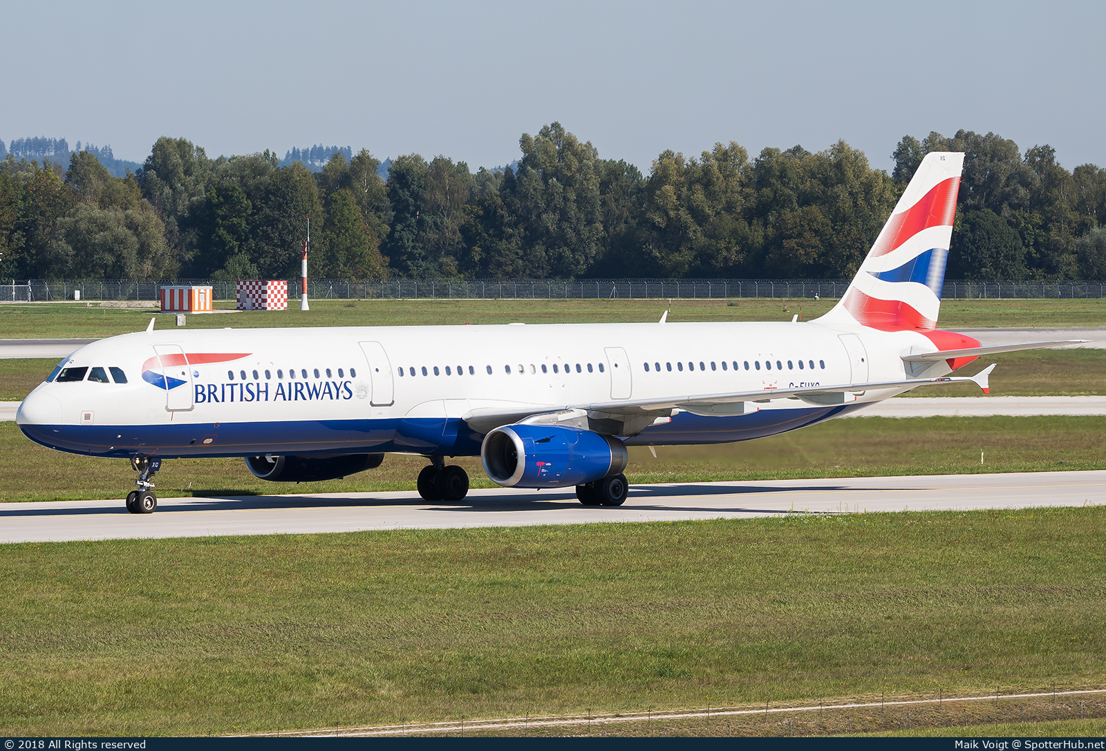 Photo of G-EUXG - Airbus A321-231 operated by British Airways