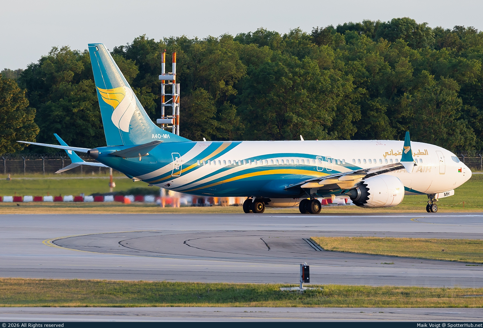 Photo of A4O-MH - Boeing 737 MAX 8 operated by Oman Air