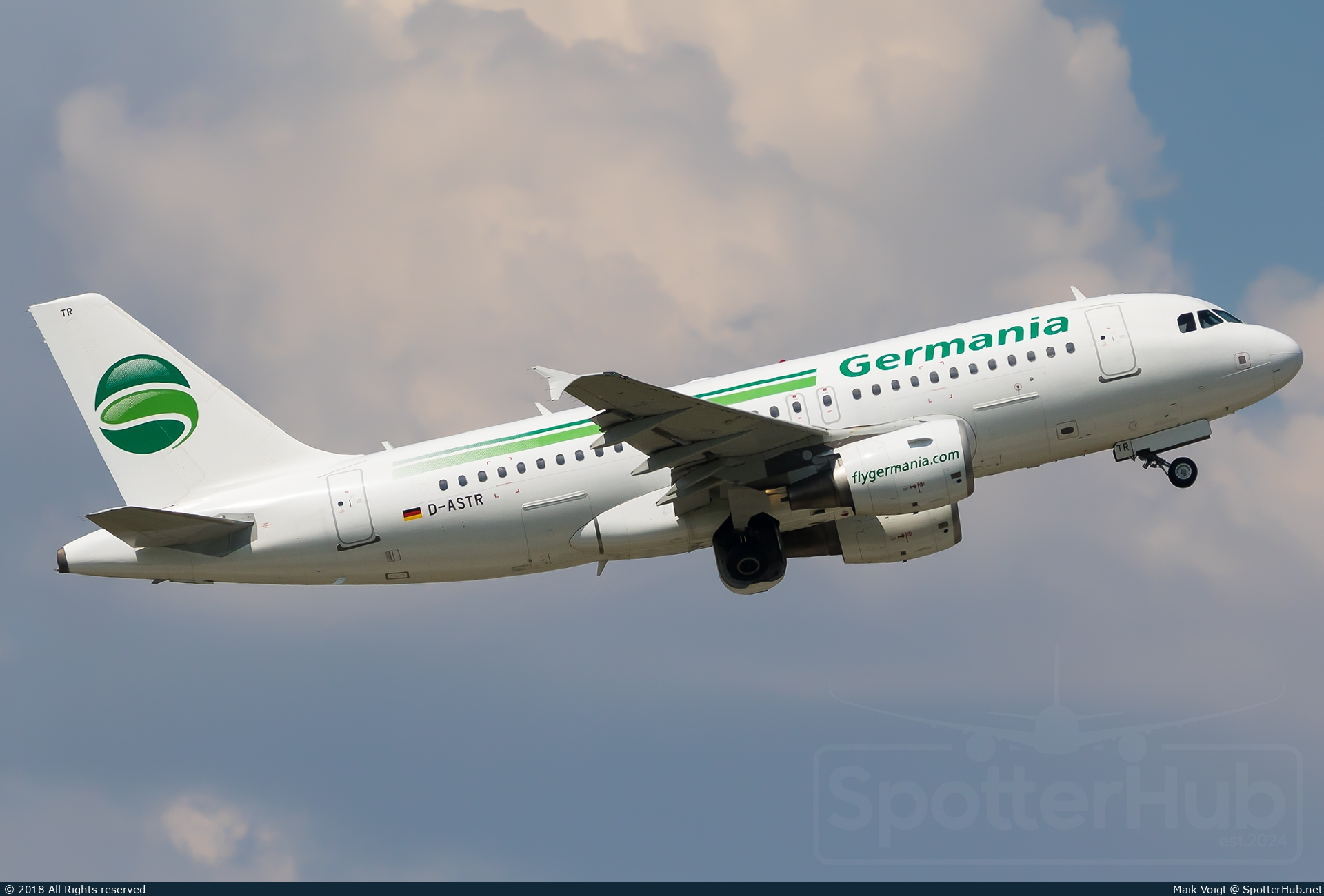 Photo of D-ASTR - Airbus A319-112 operated by Germania