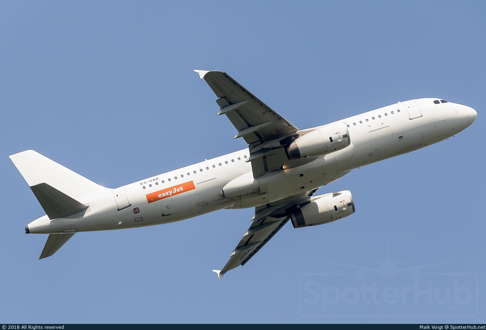Photo of ES-SAP - Airbus A320-232 operated by easyJet (opb SmartLynx Estonia)