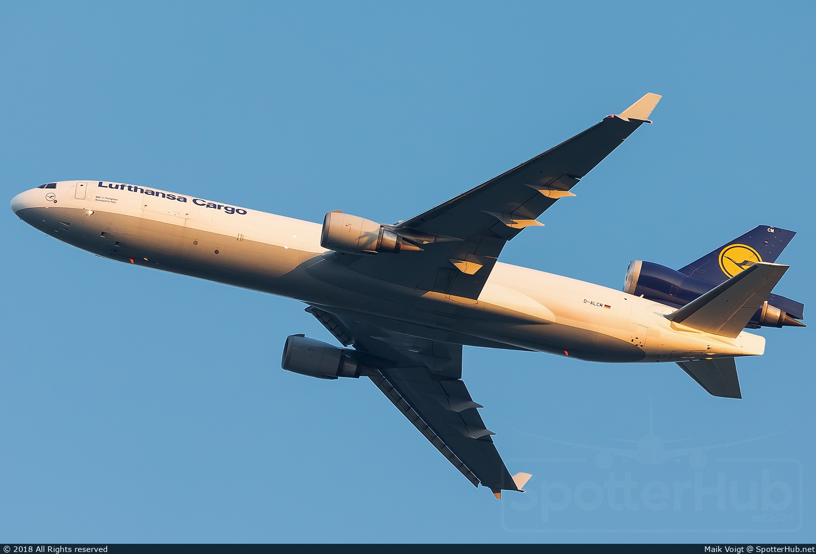 Photo of D-ALCM - McDonnell Douglas MD-11(F) operated by Lufthansa Cargo