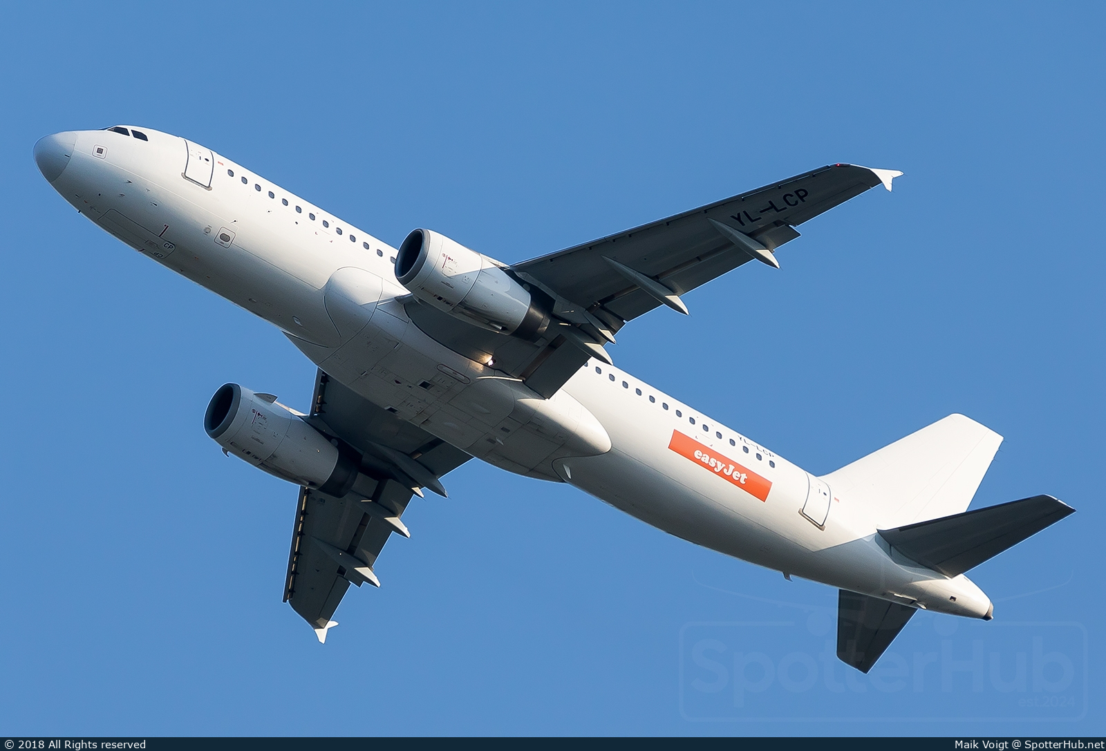 Photo of YL-LCP - Airbus A320-232 operated by easyJet (opb SmartLynx Airlines)