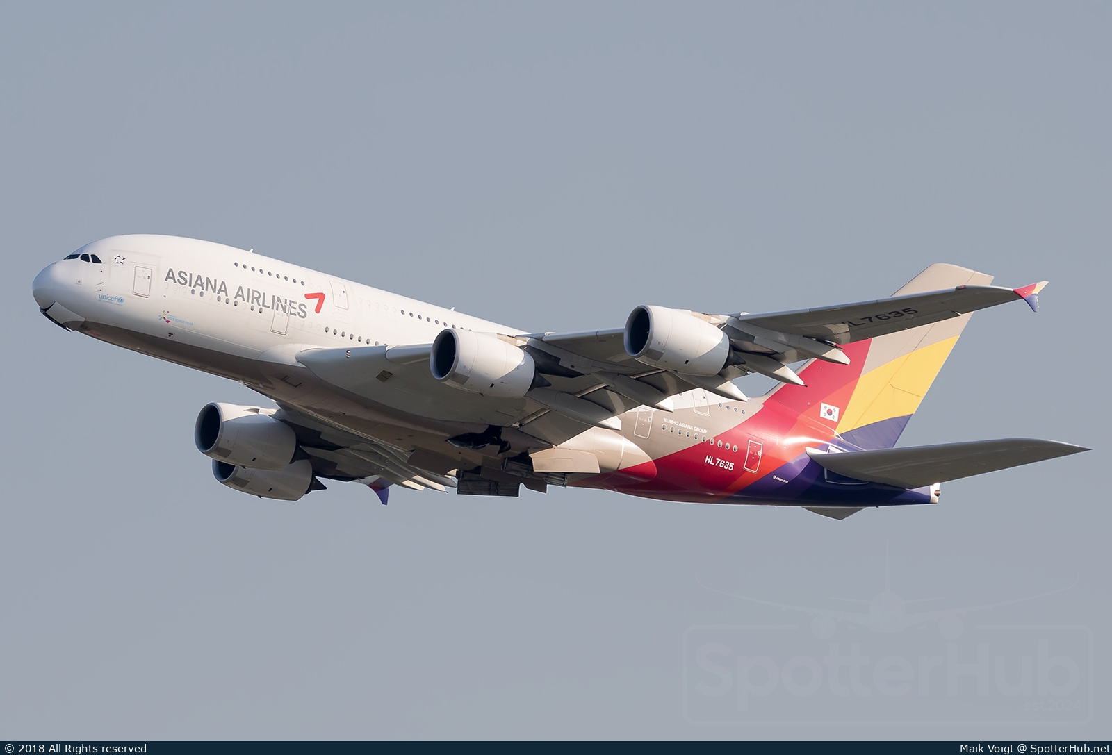 Photo of HL7635 - Airbus A380-841 operated by Asiana Airlines