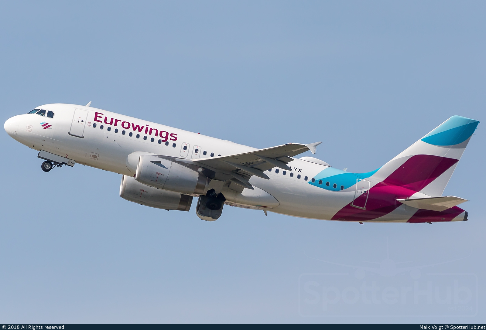 Photo of OE-LYX - Airbus A319-132 operated by Eurowings Europe