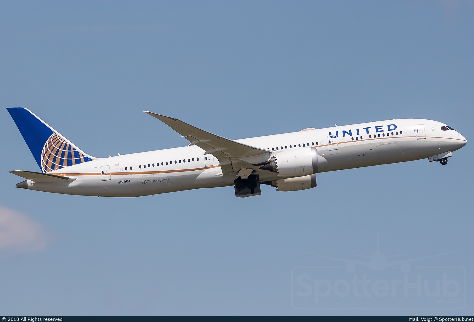 Photo of N27964 - Boeing 787-9 Dreamliner operated by United Airlines