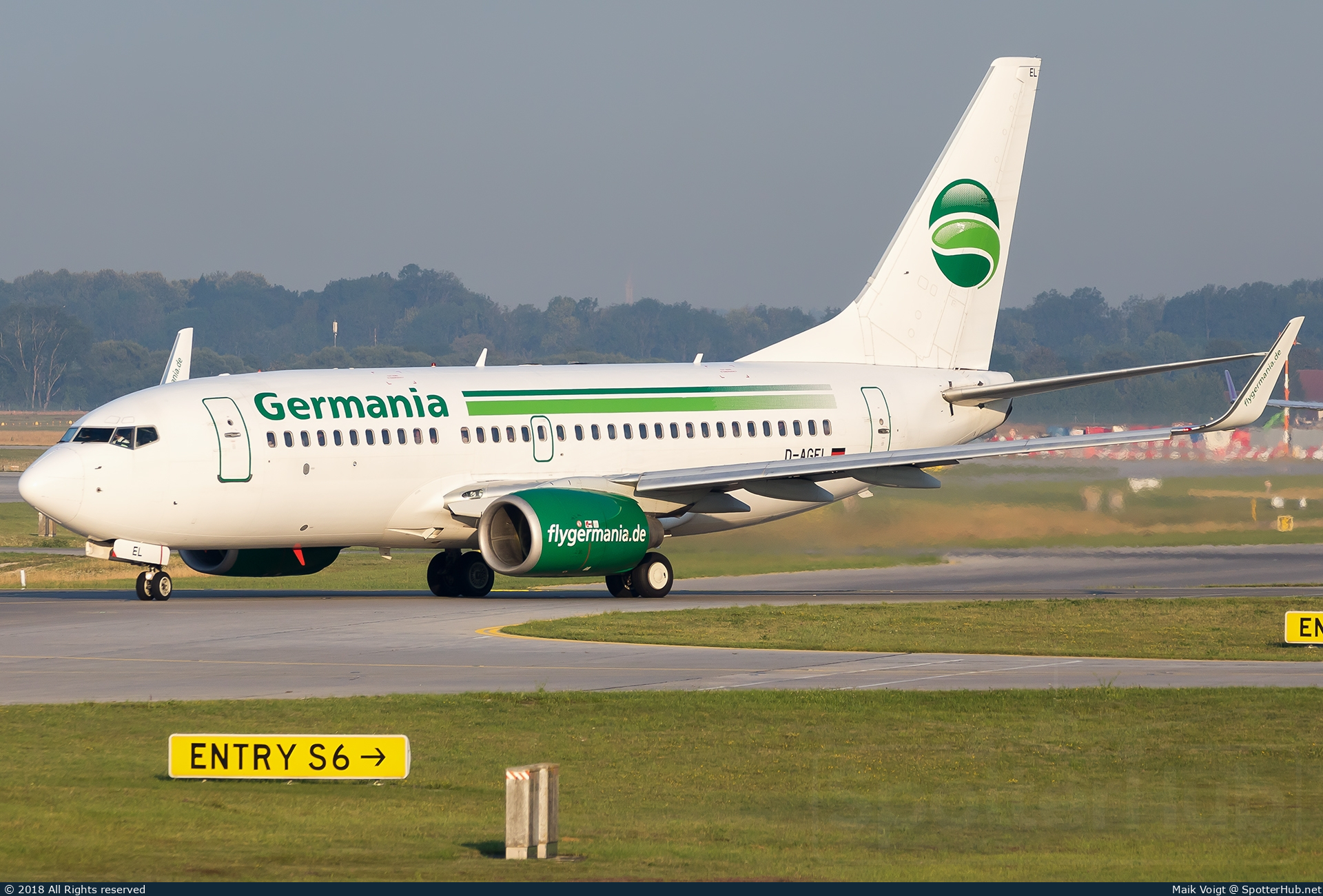 Photo of D-AGEL - Boeing 737-75B operated by Germania