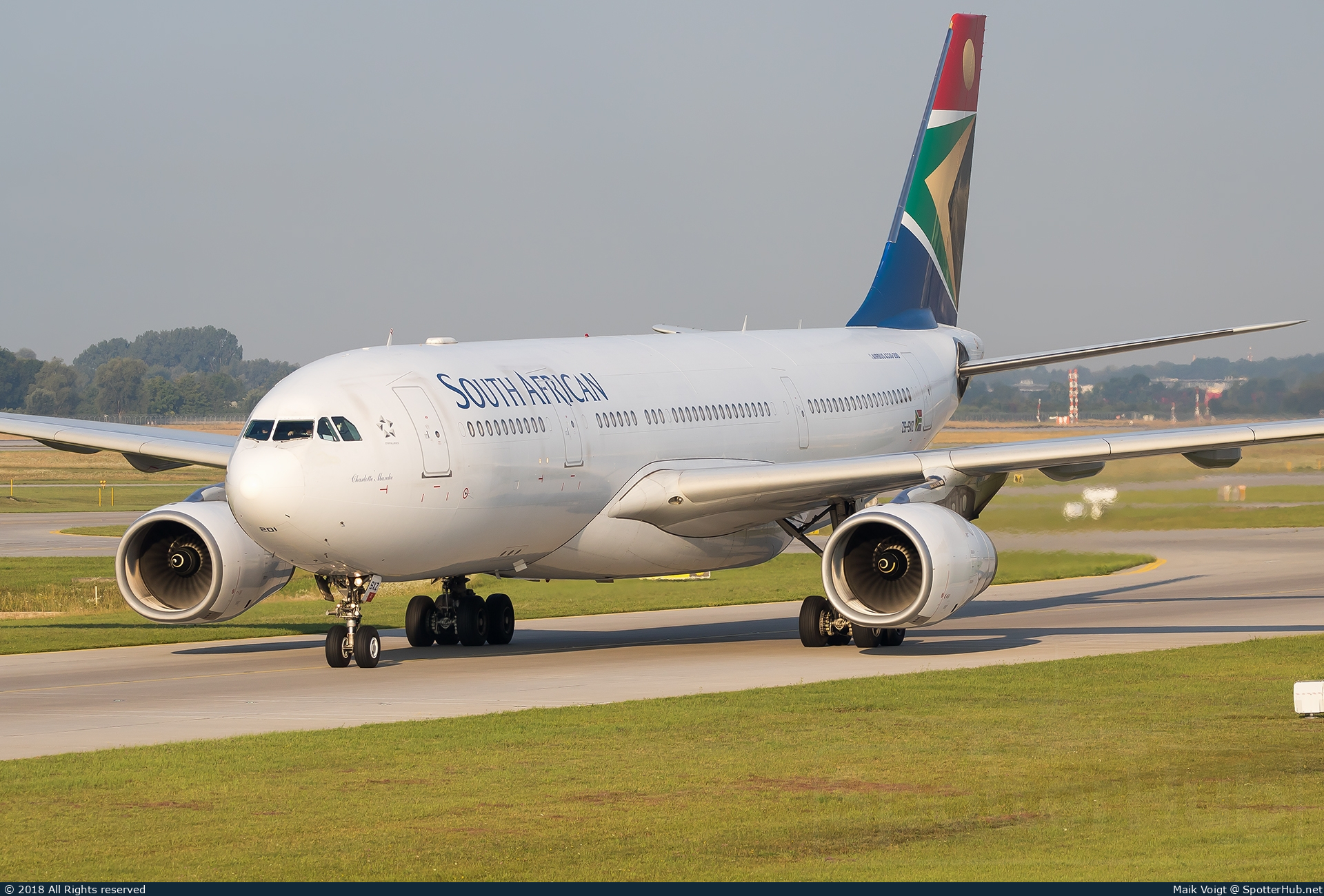 Photo of ZS-SXZ - Airbus A330-243 operated by South African Airways