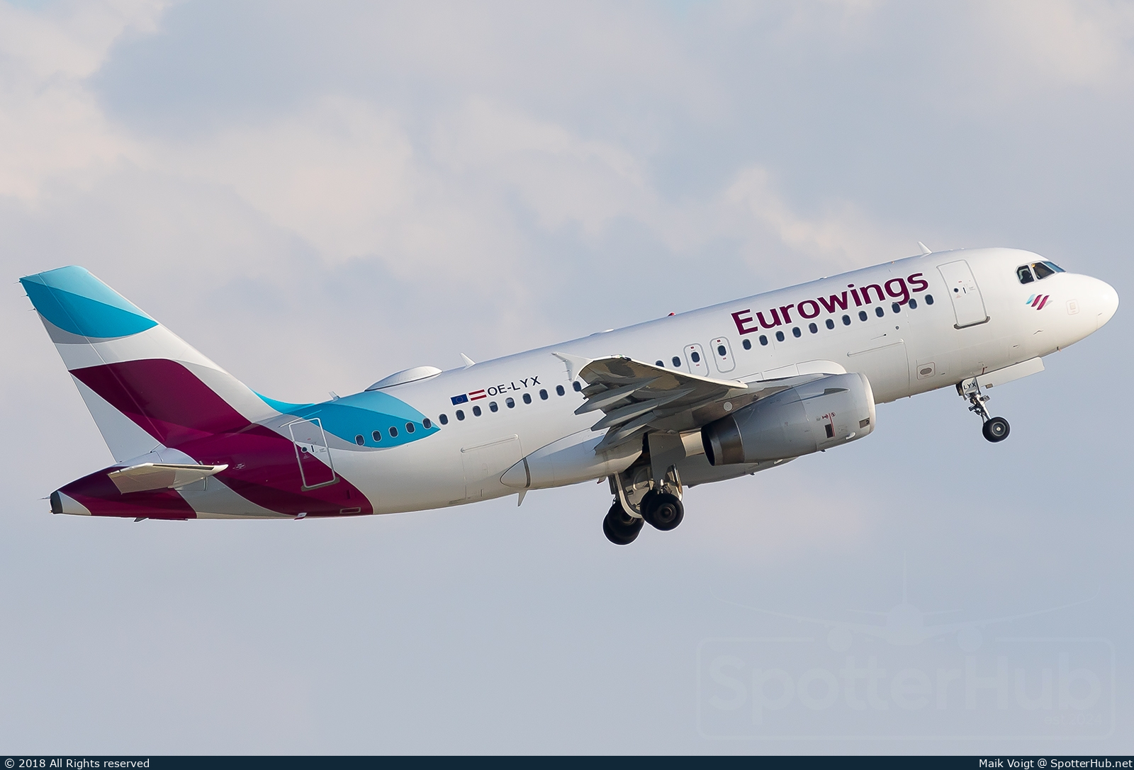 Photo of OE-LYX - Airbus A319-132 operated by Eurowings Europe