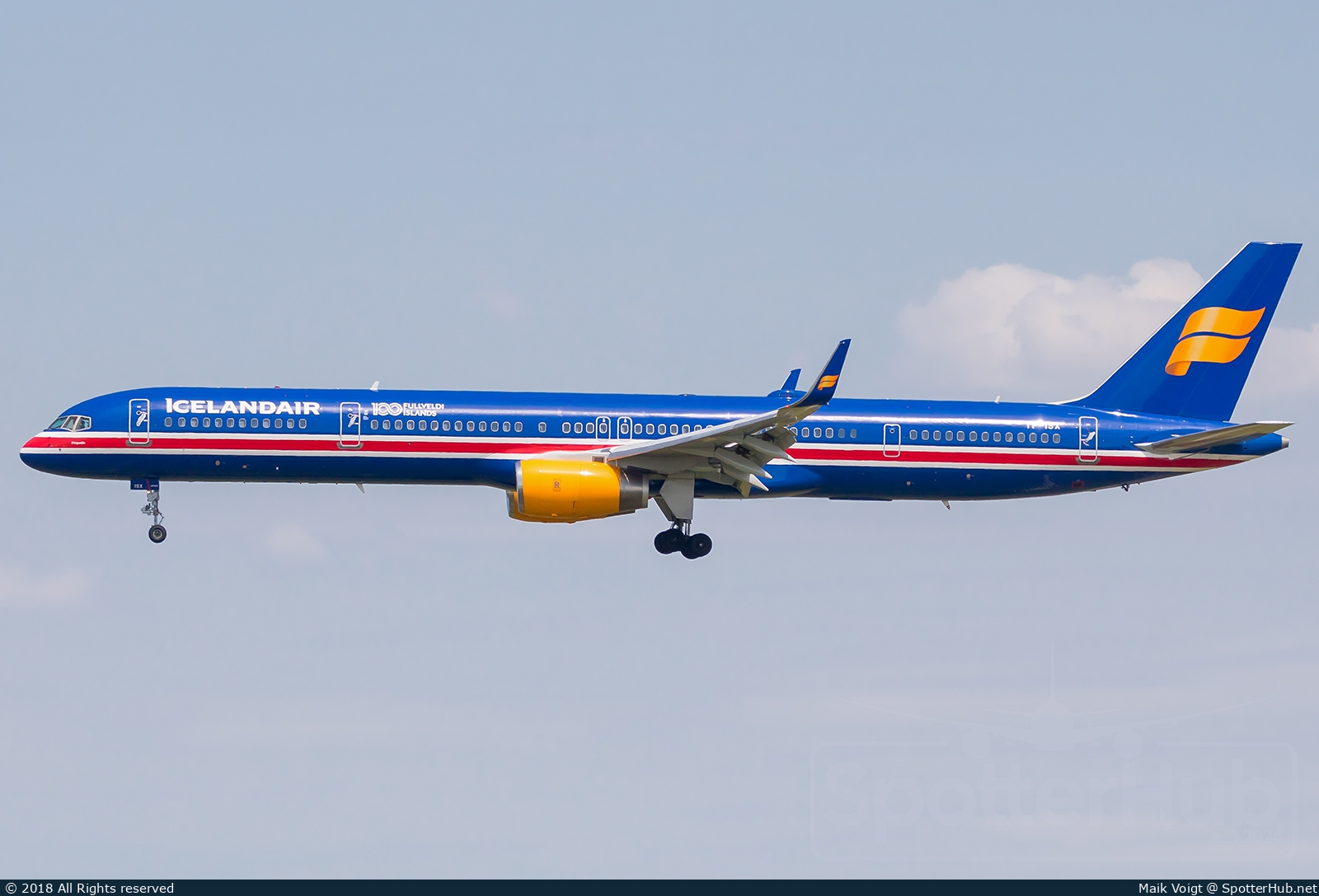 Photo of TF-ISX - Boeing 757-3E7 operated by Icelandair