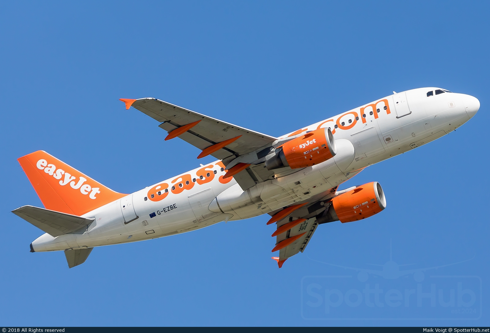 Photo of G-EZBE - Airbus A319-111 operated by easyJet