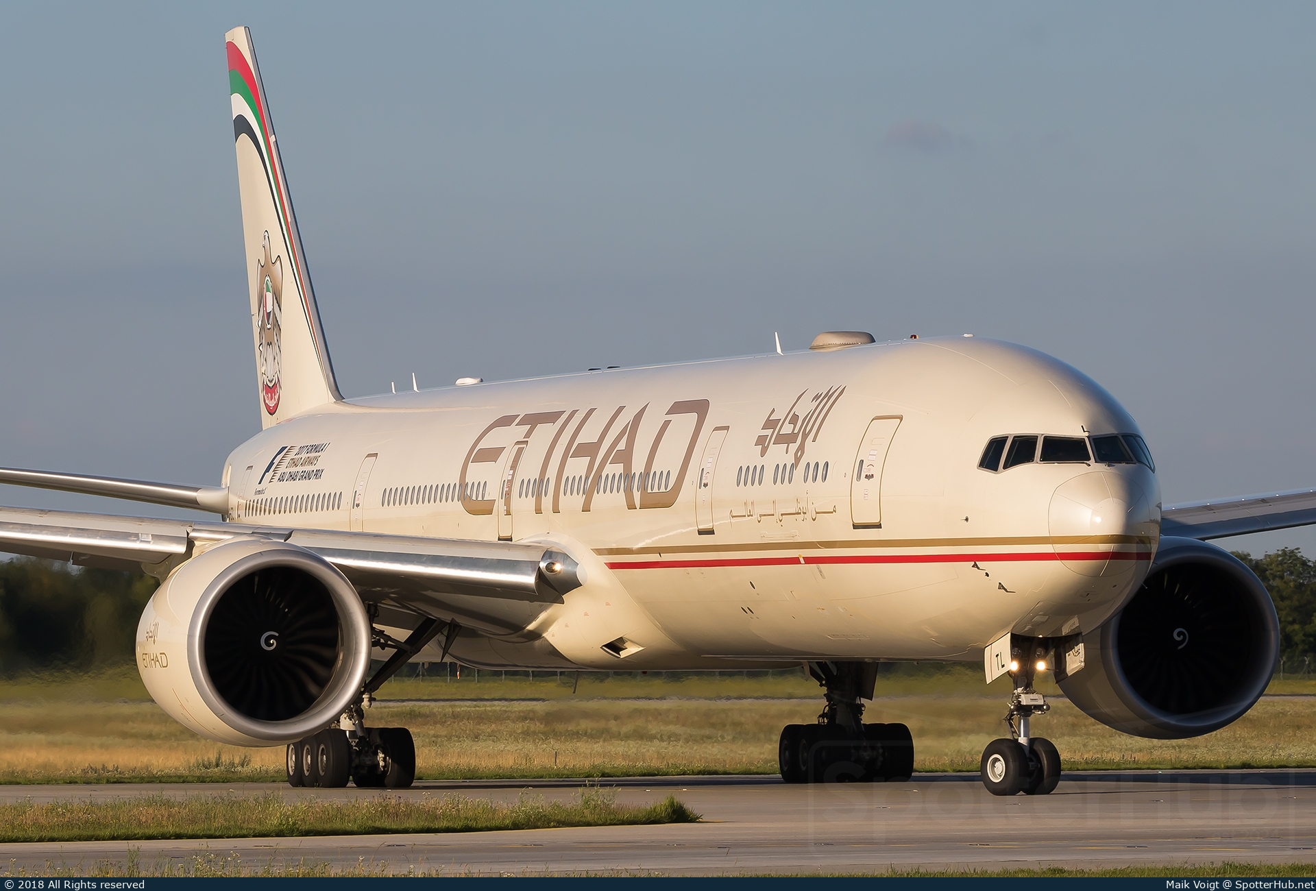 Photo of A6-ETL - Boeing 777-3FX(ER) operated by Etihad Airways