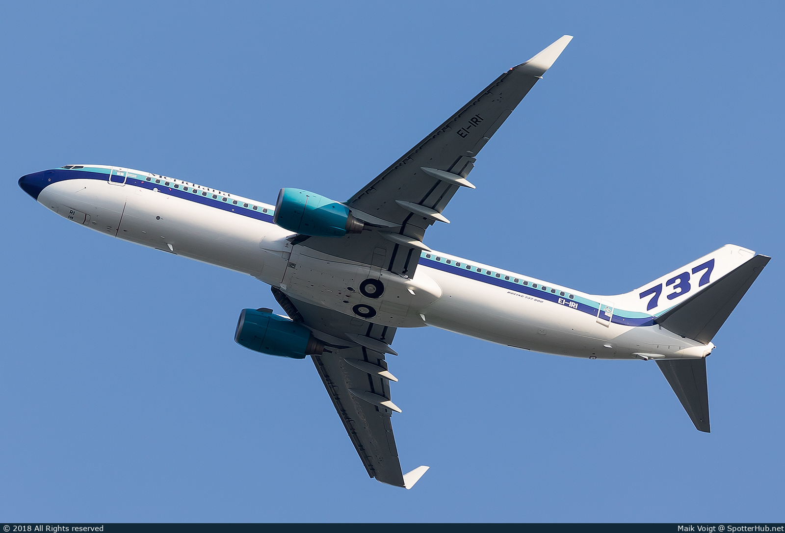 Photo of EI-IRI - Boeing 737-86J operated by Meridiana