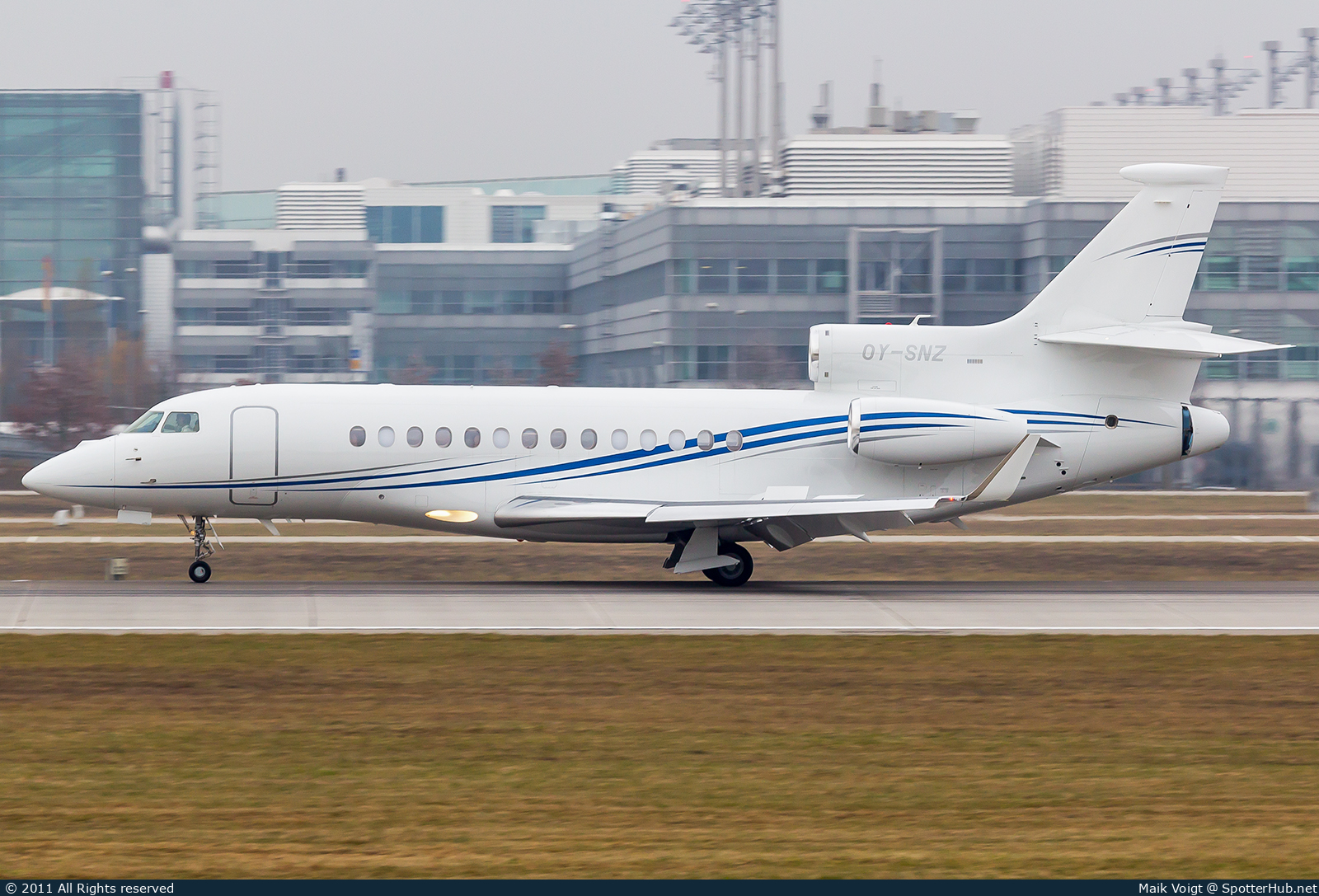 Photo of OY-SNZ - Dassault Falcon 7X operated by ExecuJet Scandinavia