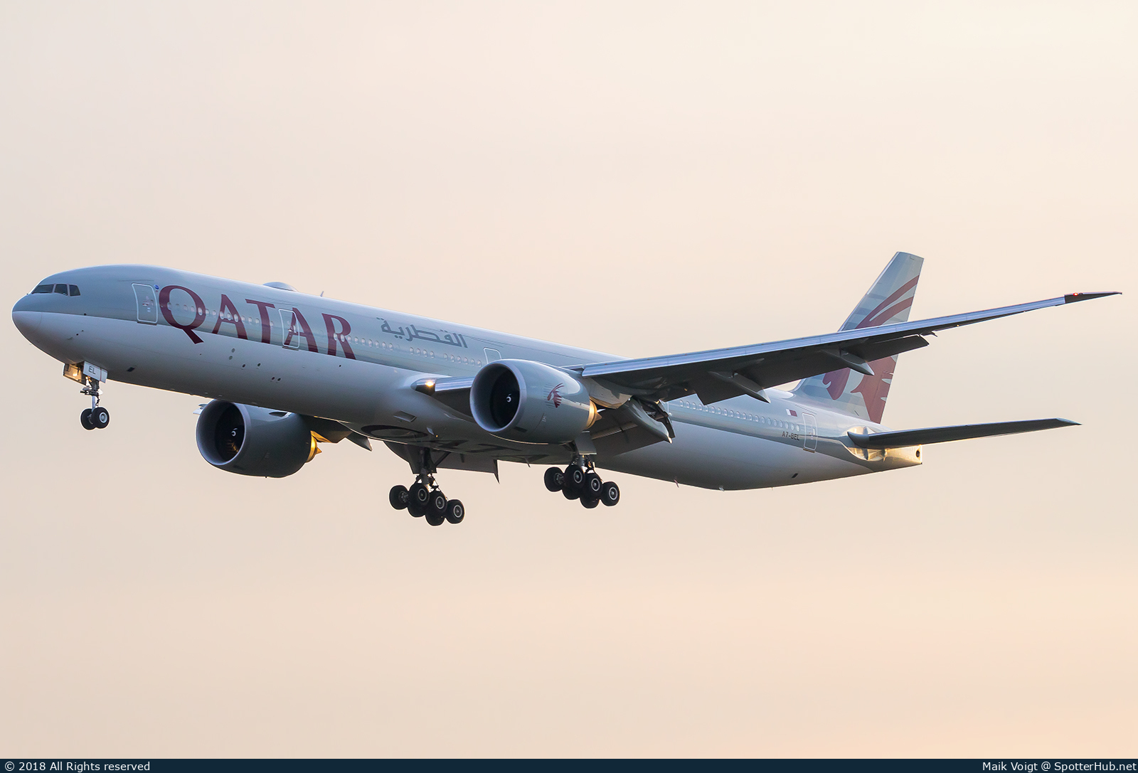 Photo of A7-BEL - Boeing 777-3DZ(ER) operated by Qatar Airways
