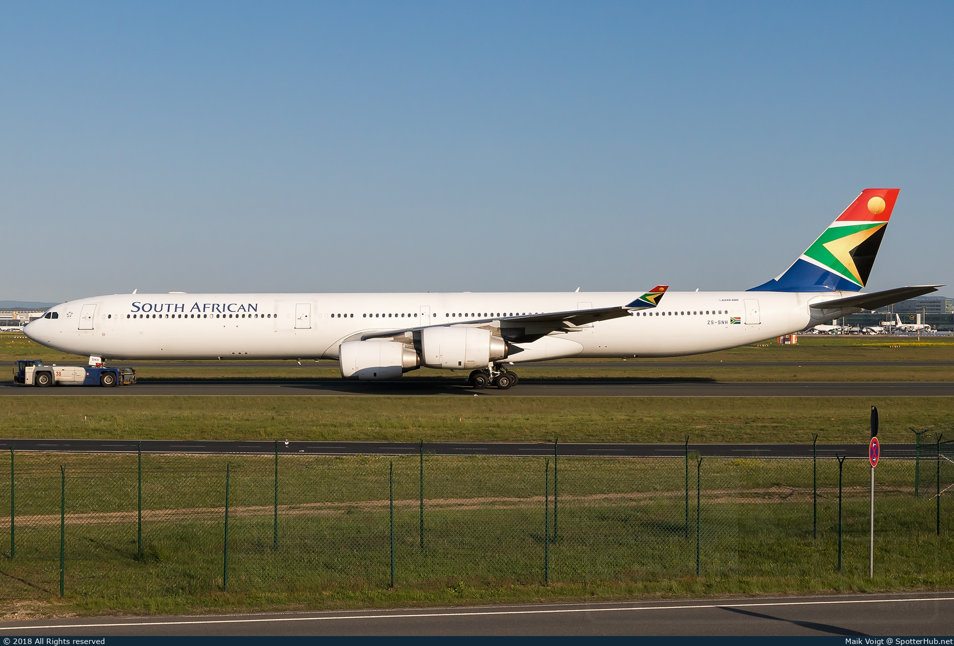 Photo of ZS-SNH - Airbus A340-642 operated by South African Airways