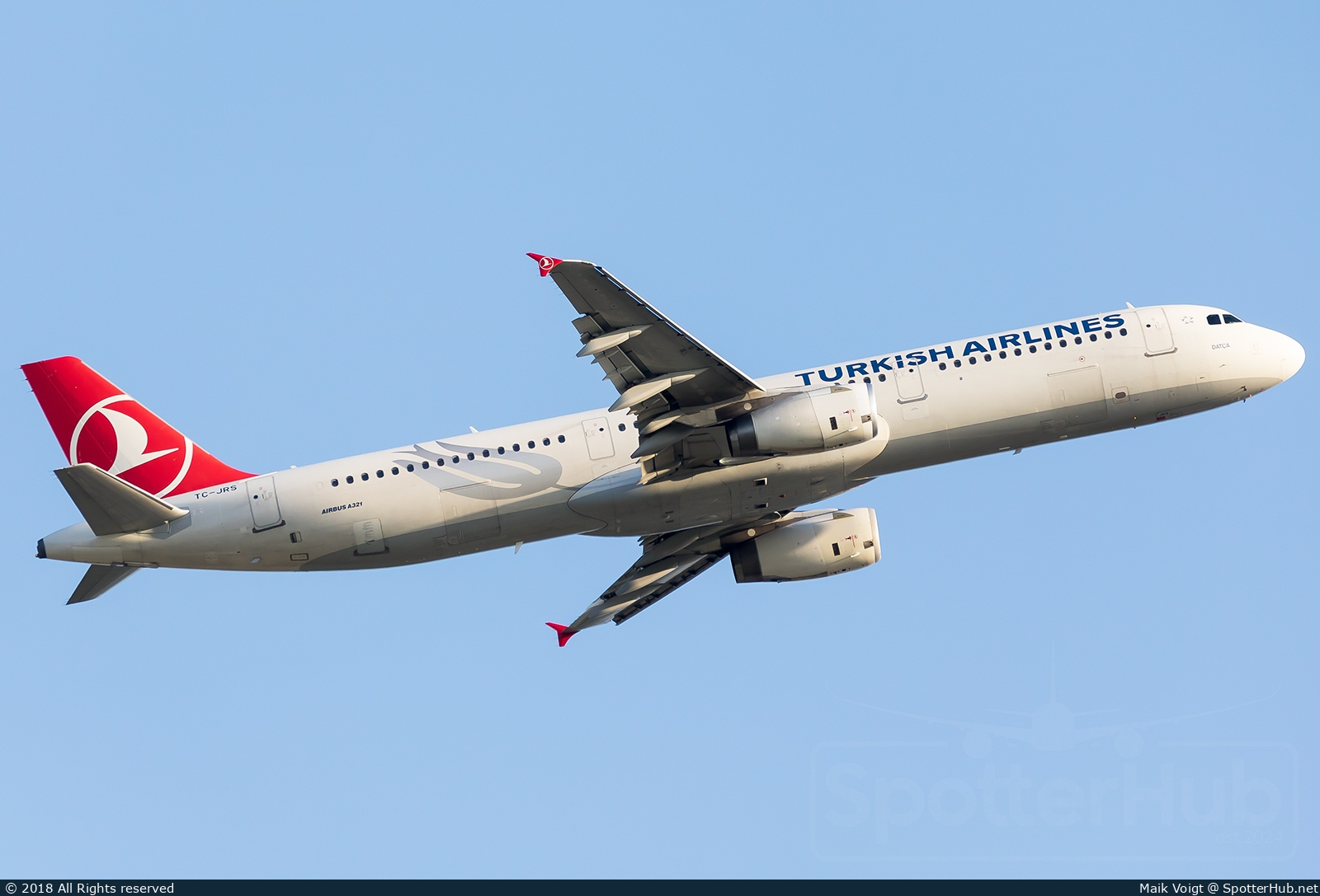 Photo of TC-JRS - Airbus A321-231 operated by Turkish Airlines