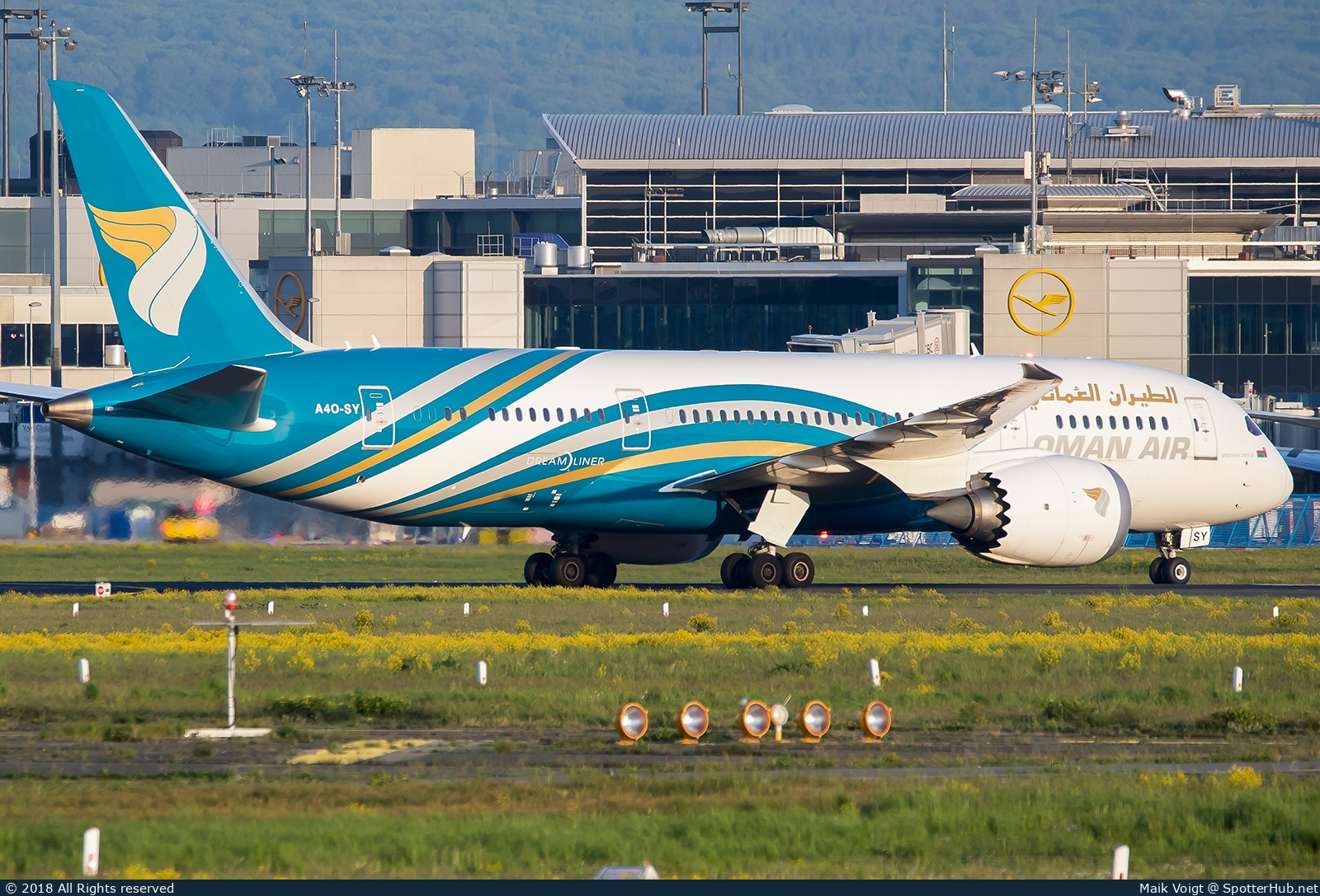 Photo of A4O-SY - Boeing 787-8 Dreamliner operated by Oman Air