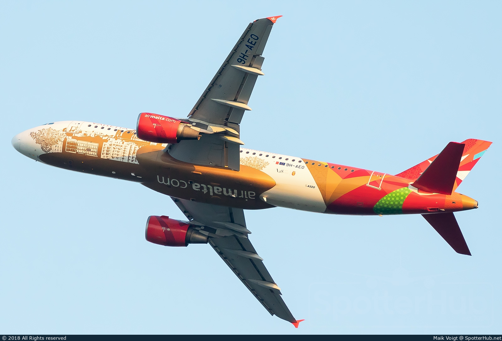 Photo of 9H-AEO - Airbus A320-214 operated by Air Malta