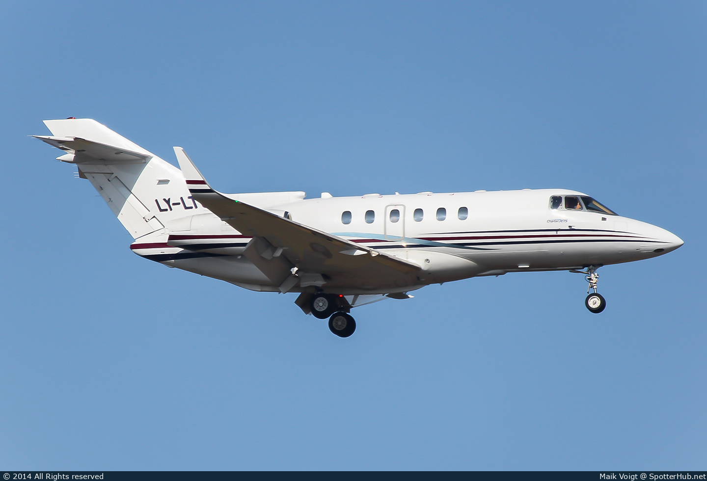 Photo of LY-LTD - Hawker Beechcraft 800XP operated by Charter Jets