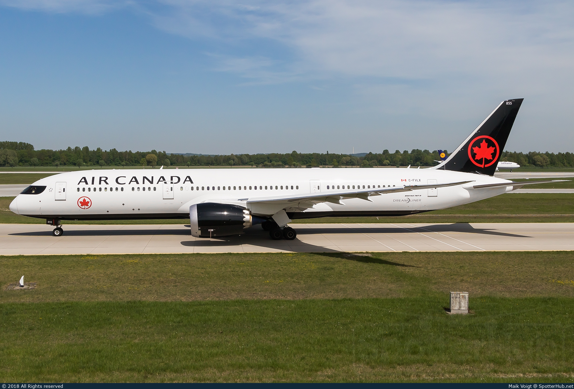 Photo of C-FVLX - Boeing 787-9 Dreamliner operated by Air Canada