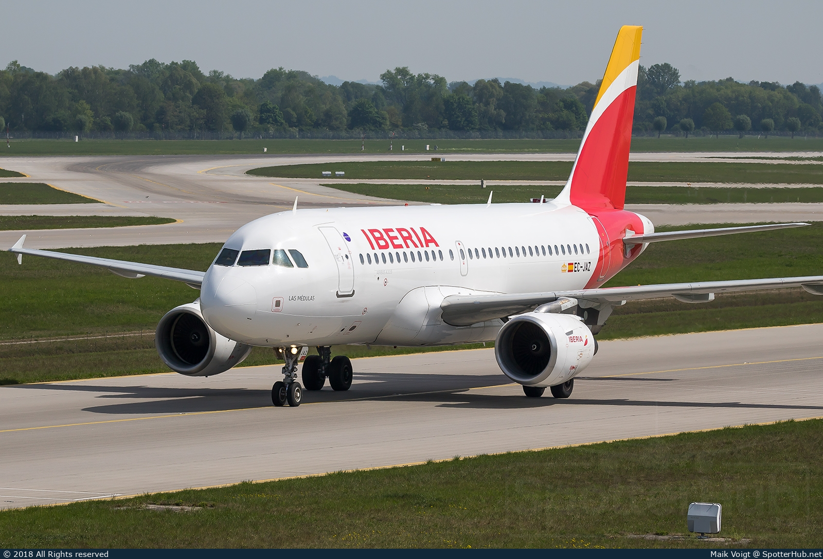 Photo of EC-JAZ - Airbus A319-111 operated by Iberia