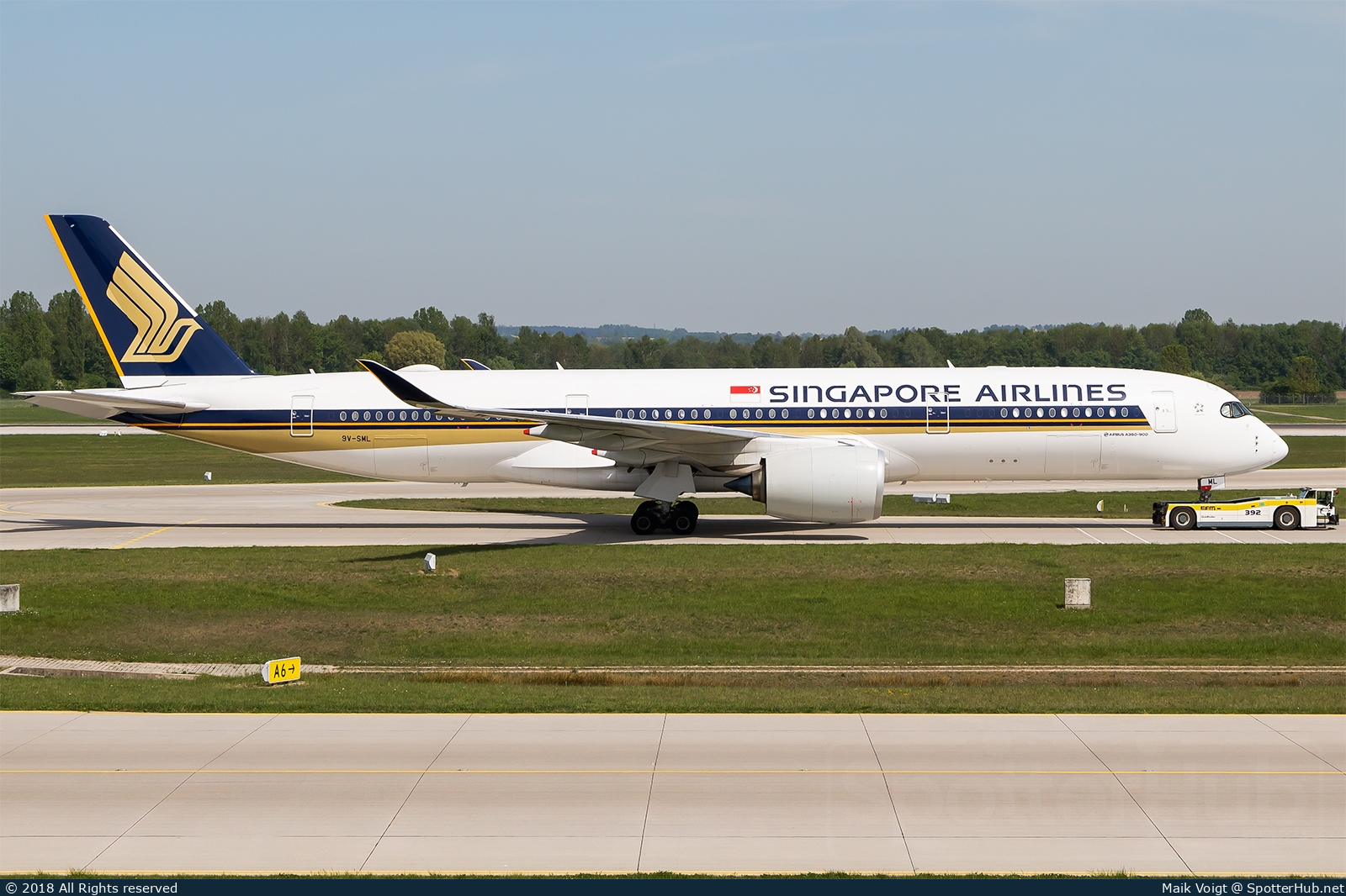 Photo of 9V-SML - Airbus A350-941 operated by Singapore Airlines
