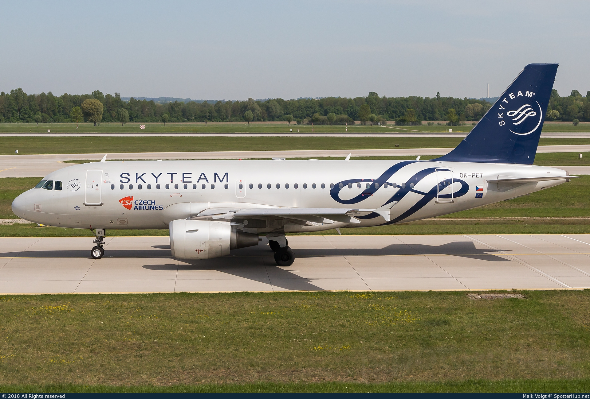 Photo of OK-PET - Airbus A319-112 operated by CSA Czech Airlines