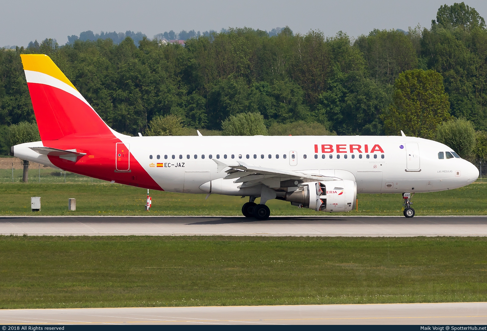Photo of EC-JAZ - Airbus A319-111 operated by Iberia