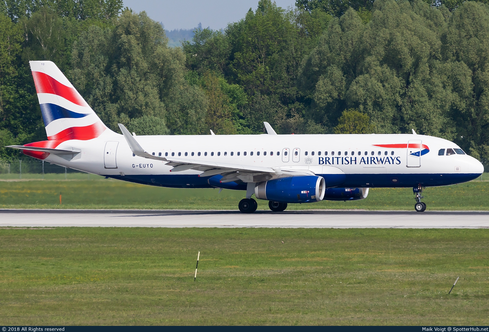 Photo of G-EUYO - Airbus A320-232 operated by British Airways