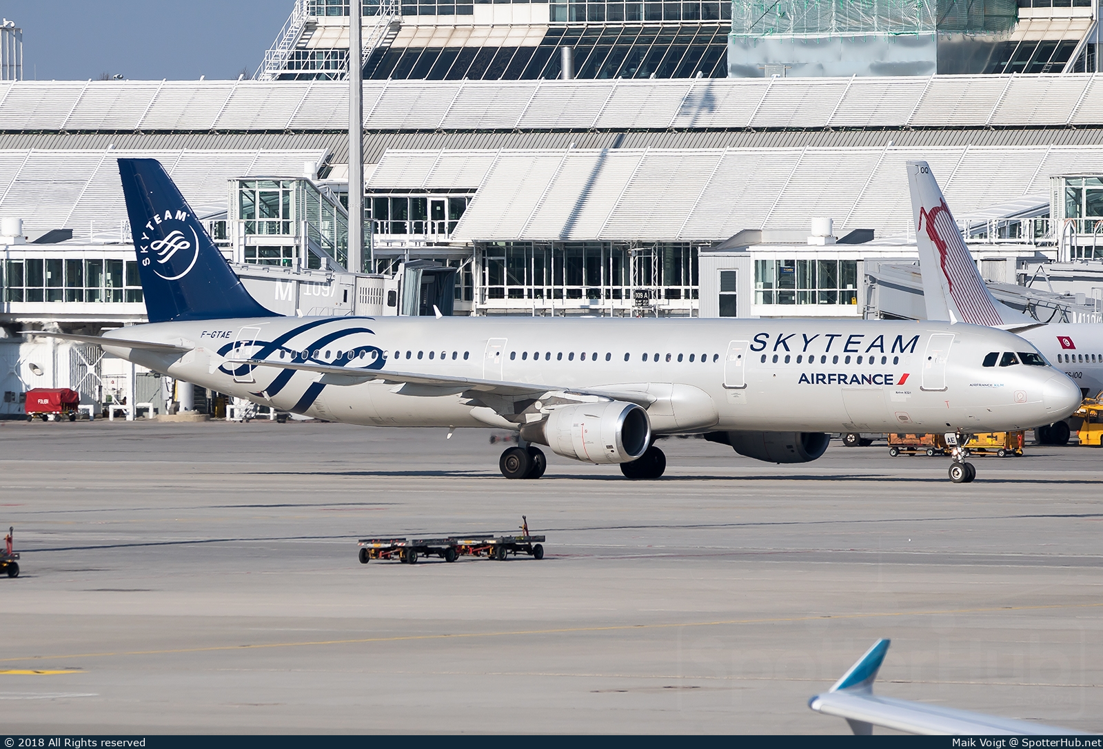 Photo of F-GTAE - Airbus A321-212 operated by Air France