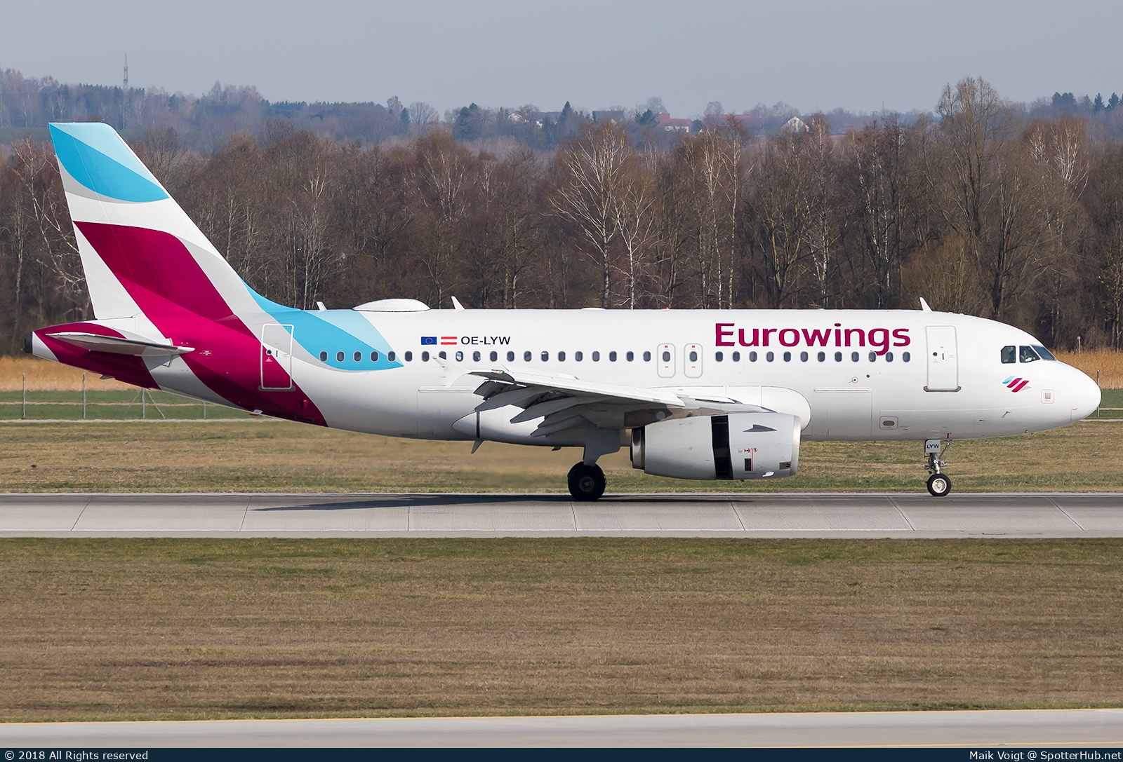 Photo of OE-LYW - Airbus A319-132 operated by Eurowings Europe