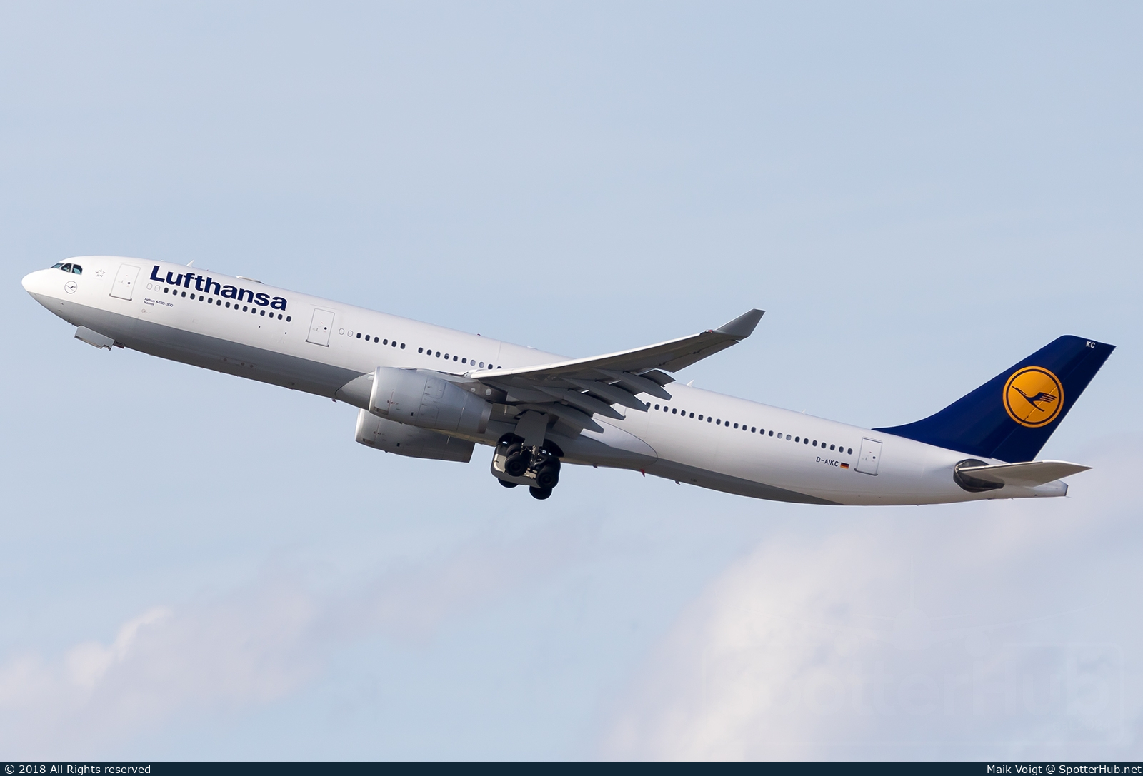 Photo of D-AIKC - Airbus A330-343 operated by Lufthansa
