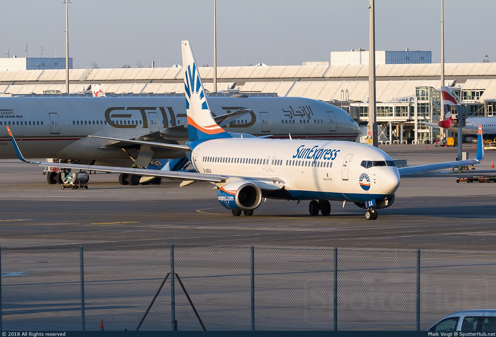 Photo of D-ASXA - Boeing 737-8Z9 operated by SunExpress Germany