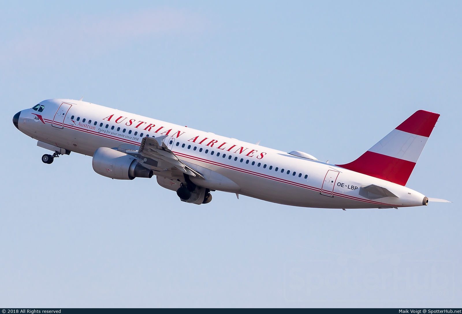 Photo of OE-LBP - Airbus A320-214 operated by Austrian Airlines