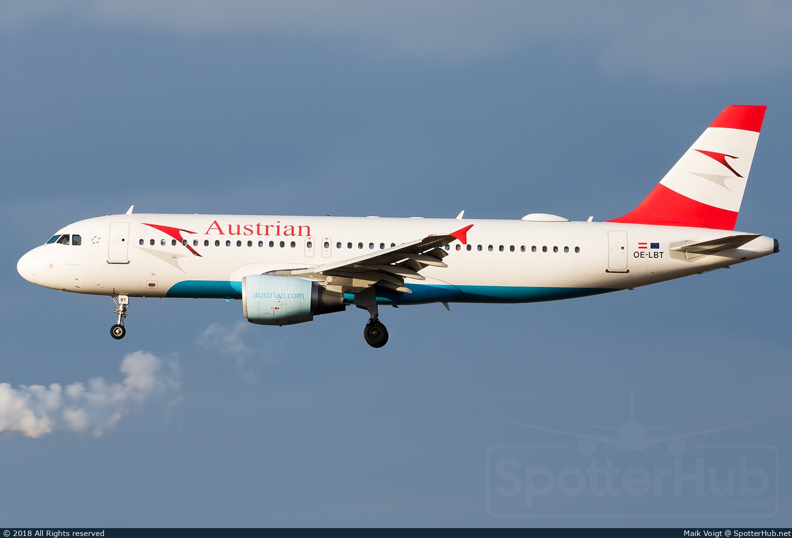 Photo of OE-LBT - Airbus A320-214 operated by Austrian Airlines