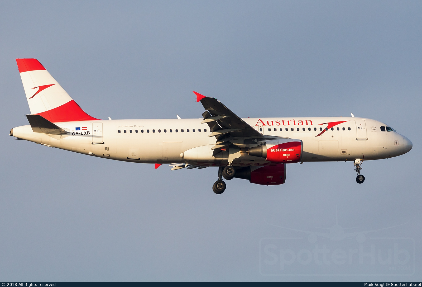 Photo of OE-LXB - Airbus A320-216 operated by Austrian Airlines