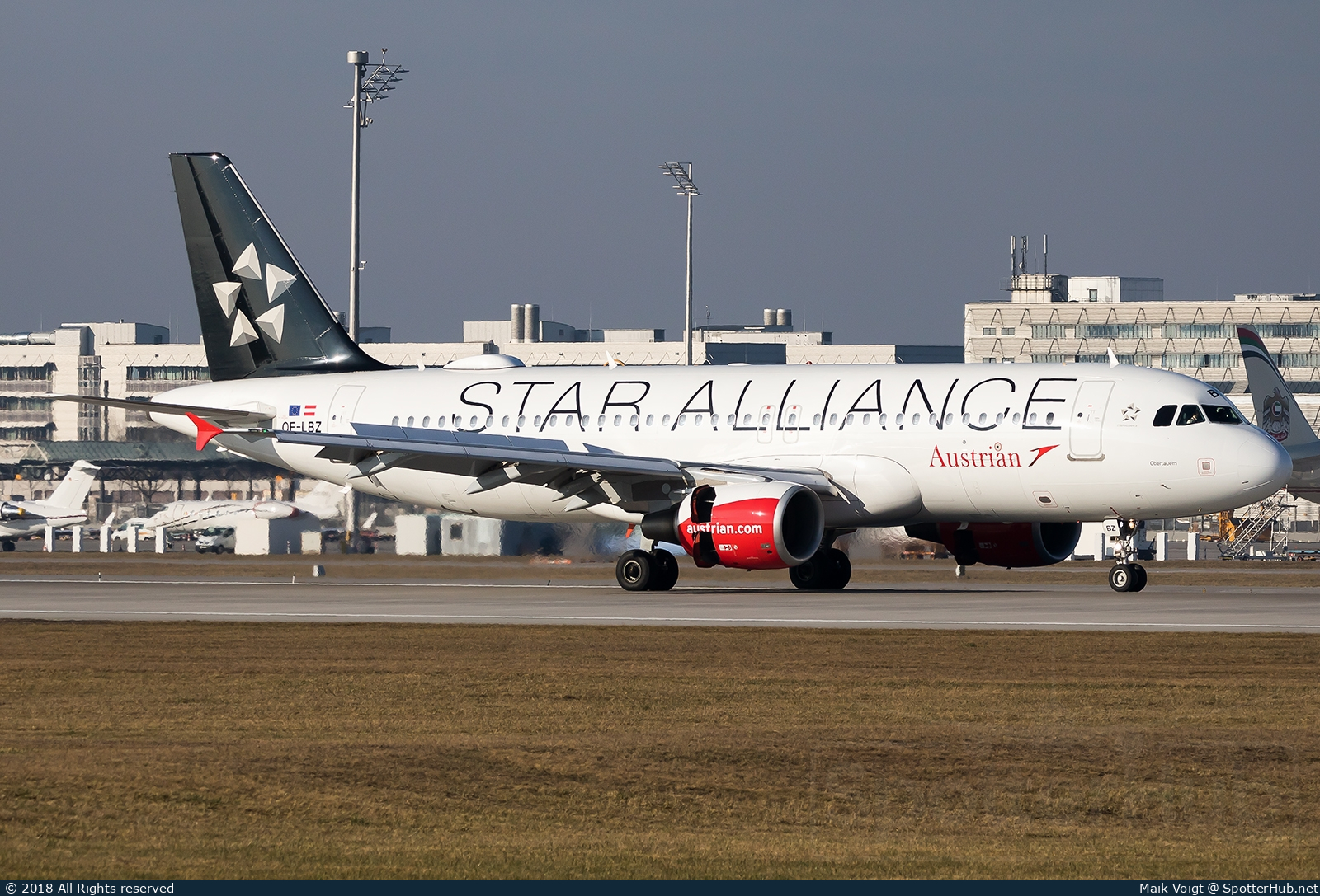 Photo of OE-LBZ - Airbus A320-214 operated by Austrian Airlines
