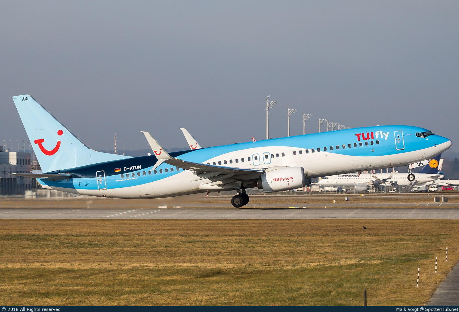 Photo of D-ATUN - Boeing 737-8K5 operated by TUIfly