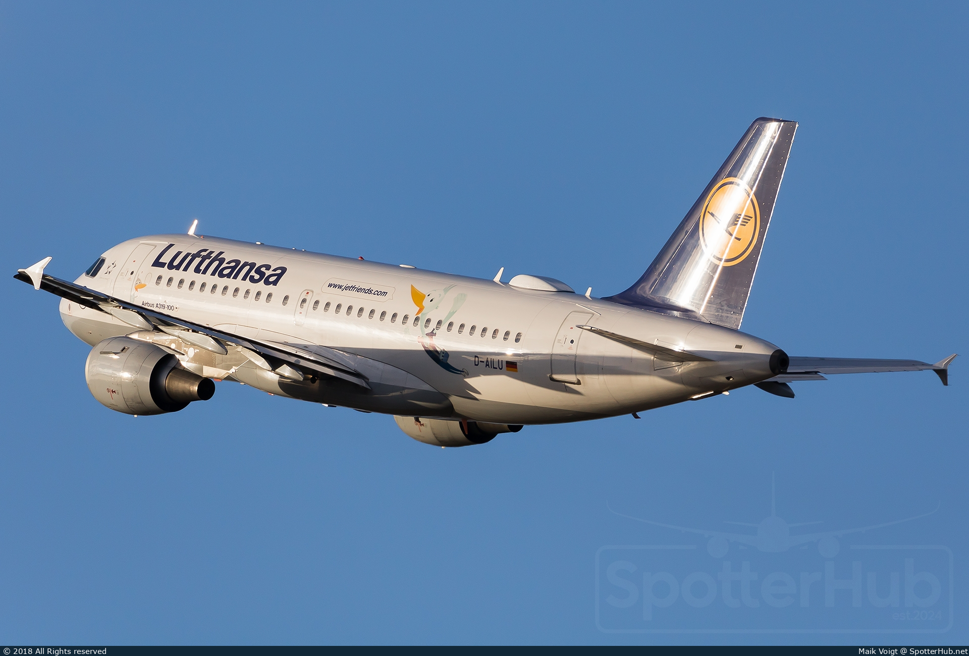 Photo of D-AILU - Airbus A319-114 operated by Lufthansa