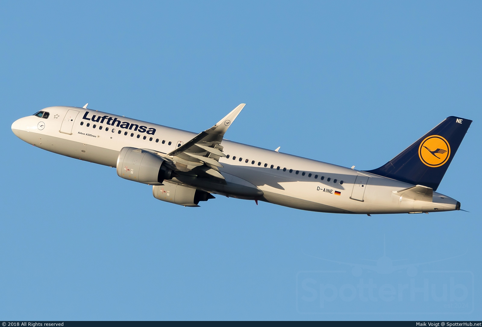 Photo of D-AINE - Airbus A320-271N operated by Lufthansa