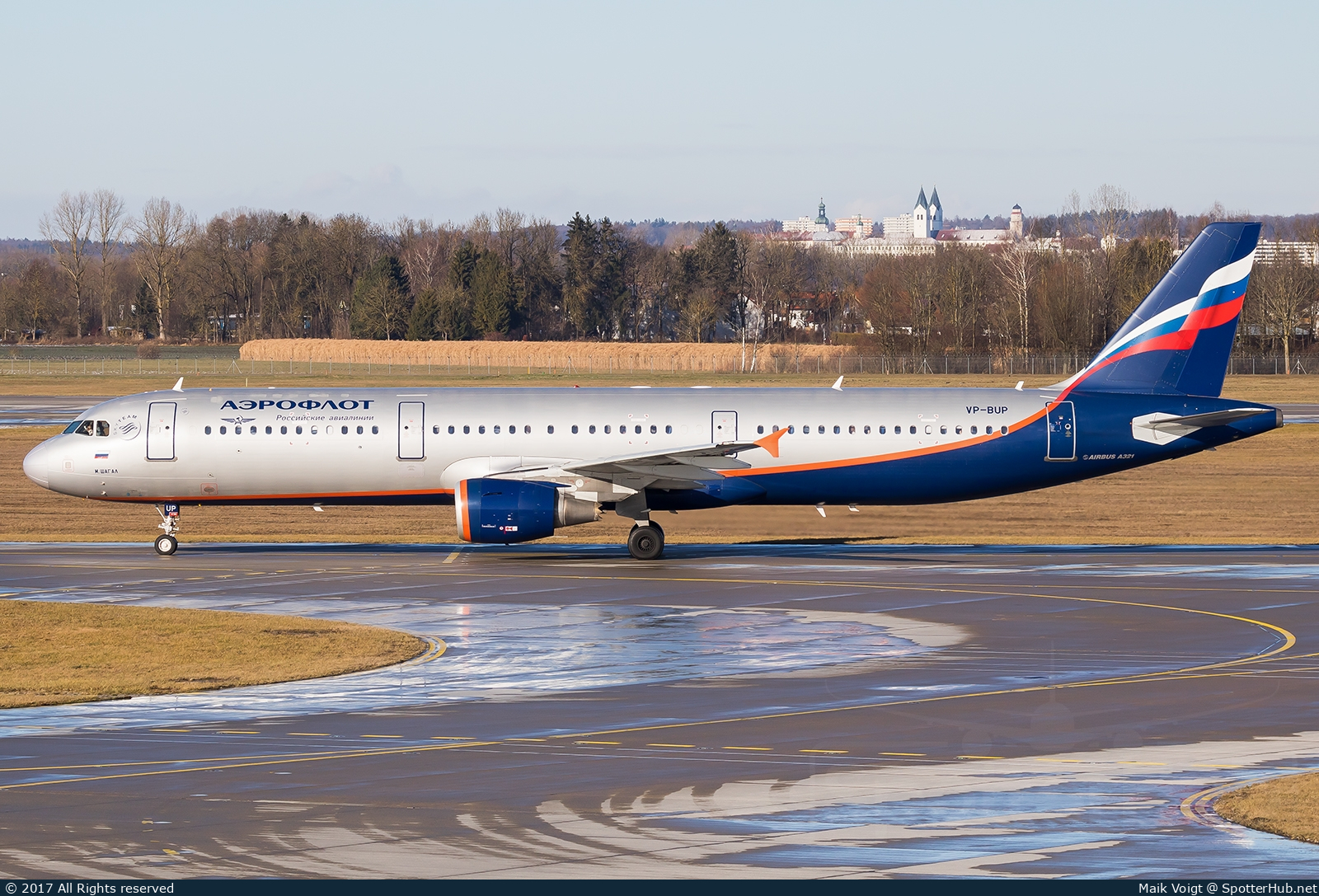 Photo of VP-BUP - Airbus A321-211 operated by Aeroflot