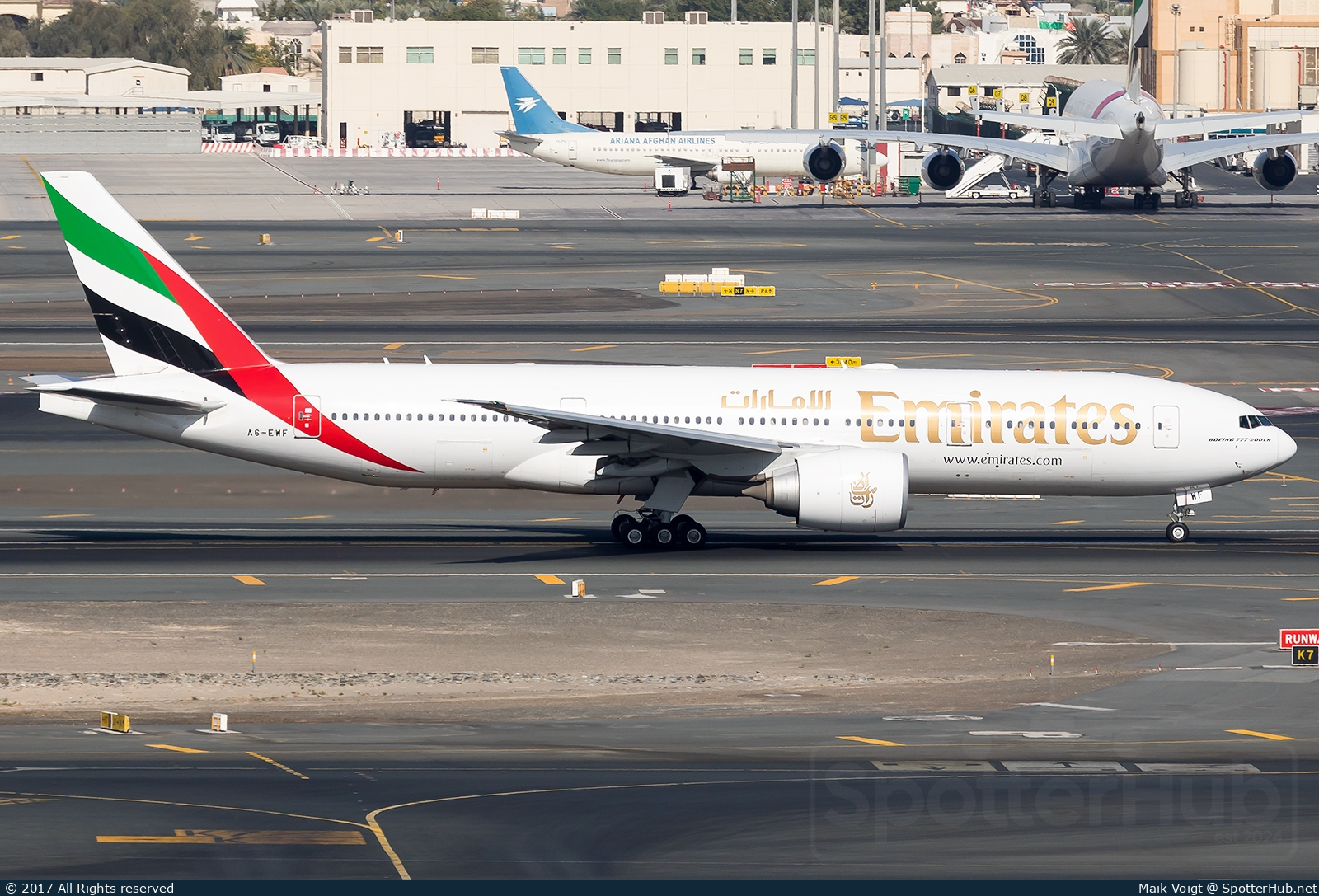 Photo of A6-EWF - Boeing 777-21H(LR) operated by Emirates