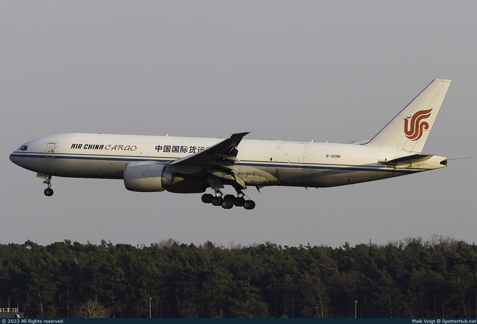 Photo of B-2096 - Boeing 777-FFT operated by Air China Cargo