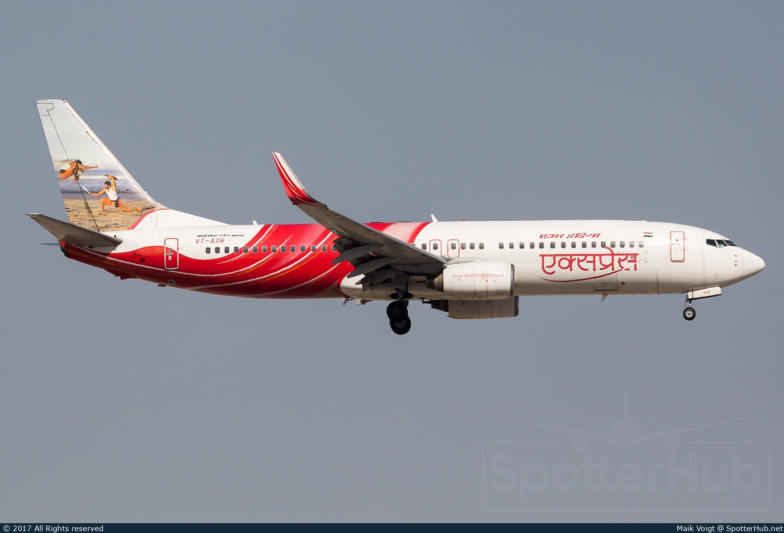 Photo of VT-AXR - Boeing 737-8HG operated by Air India Express