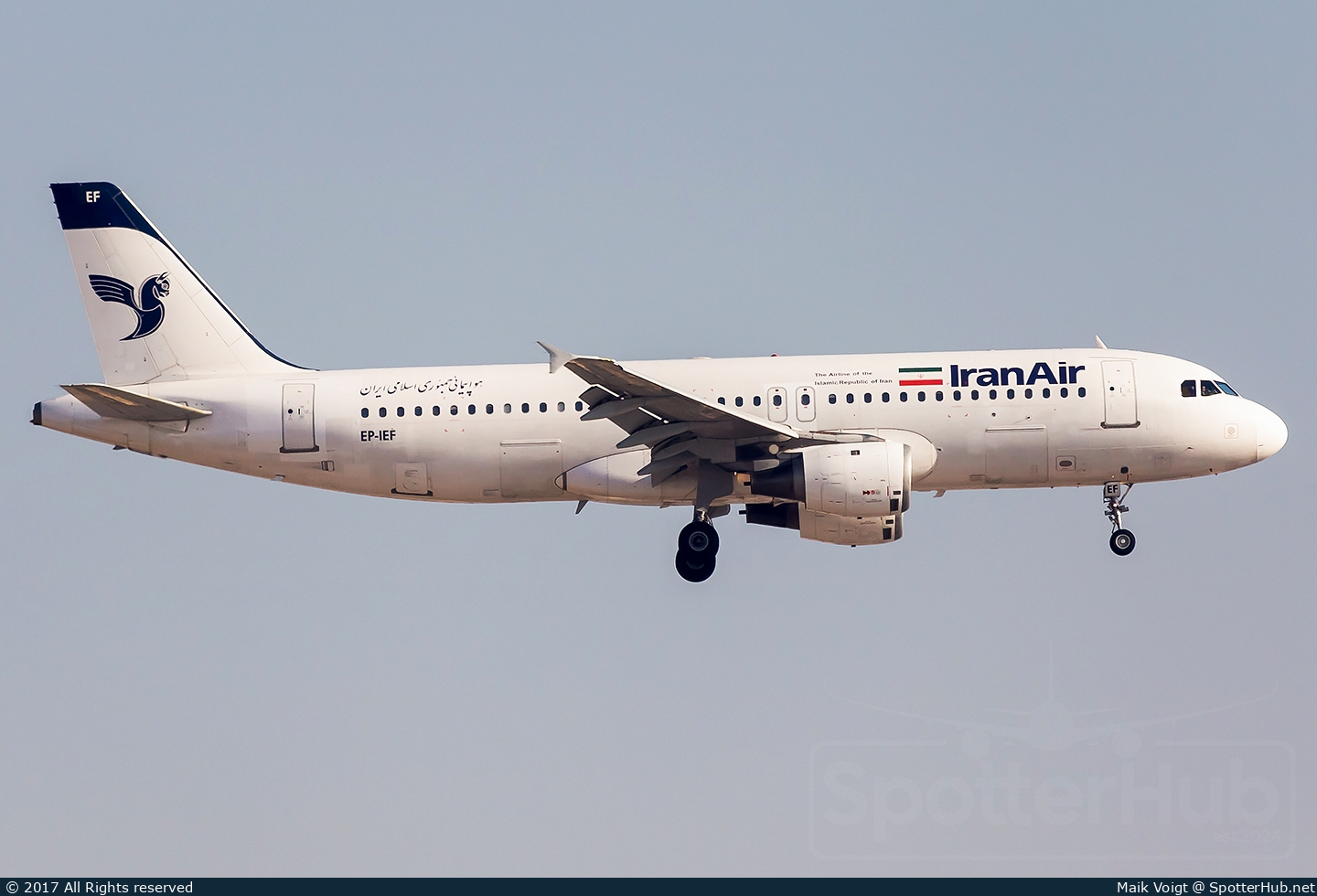 Photo of EP-IEF - Airbus A320-211 operated by Iran Air