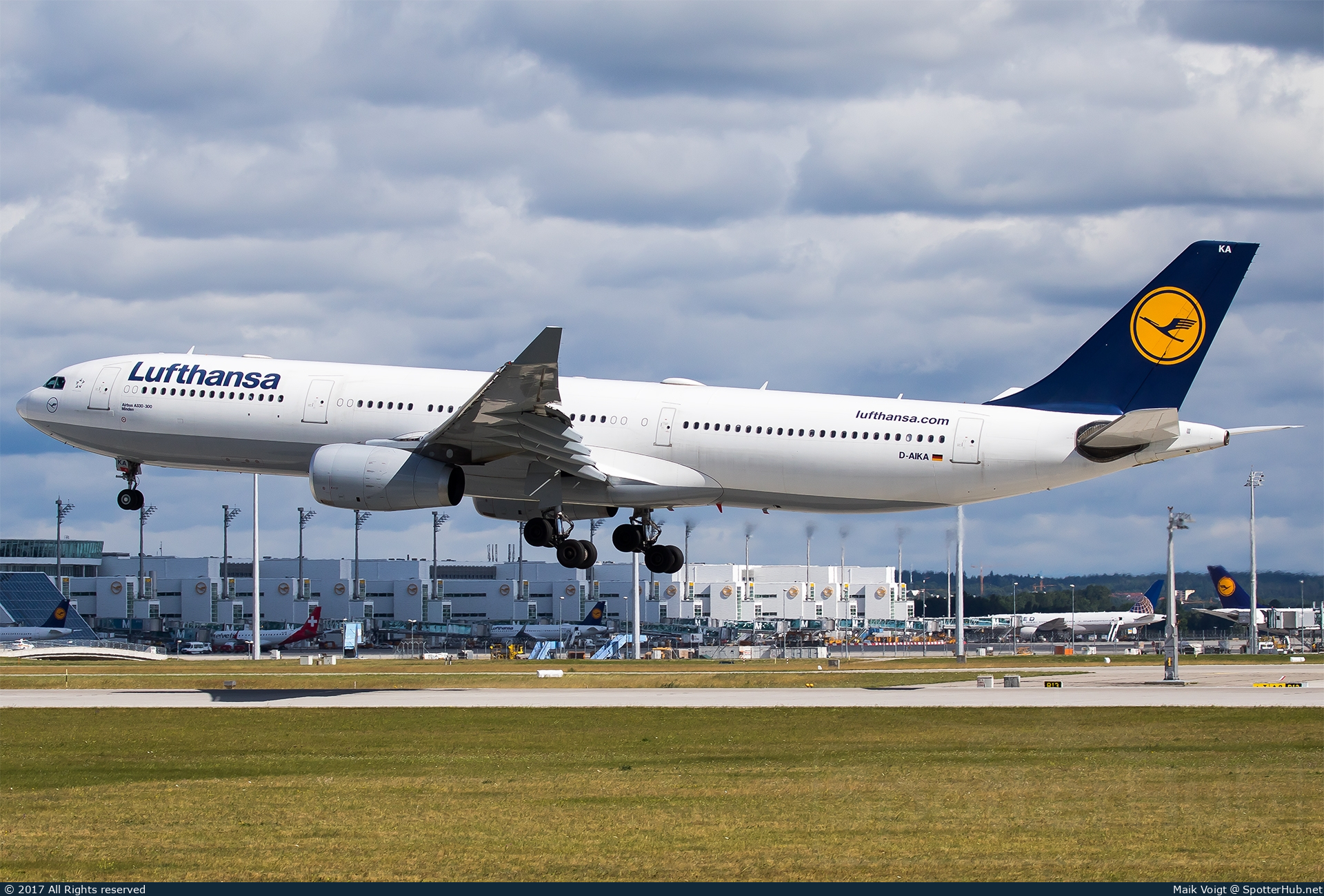 Photo of D-AIKA - Airbus A330-343 operated by Lufthansa